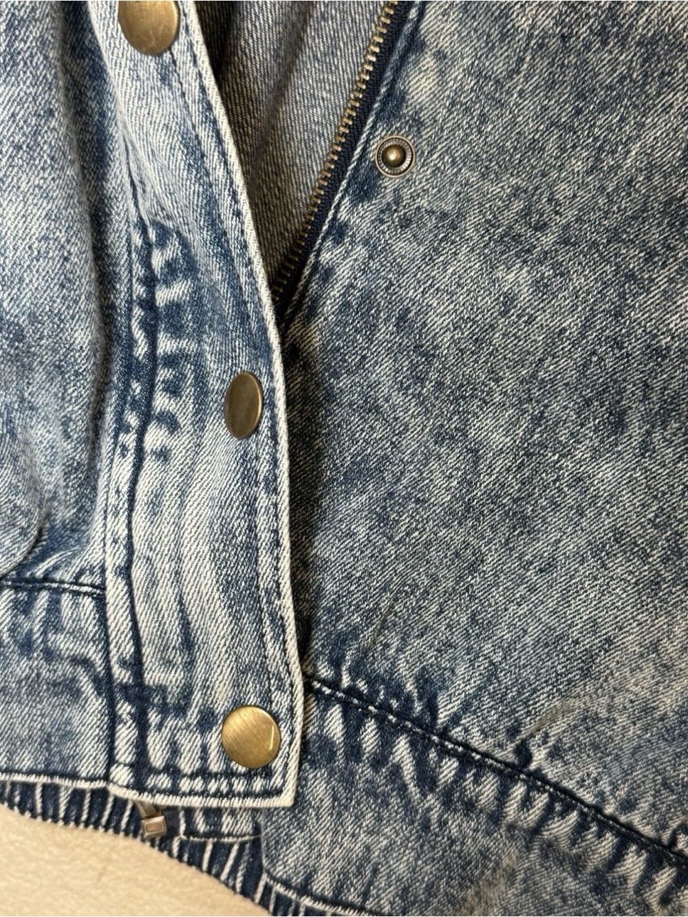Vintage Retro Style Forever 21 Contemporary
Acid Wash Denim Jacket Women's Sz M - Picture 9 of 11